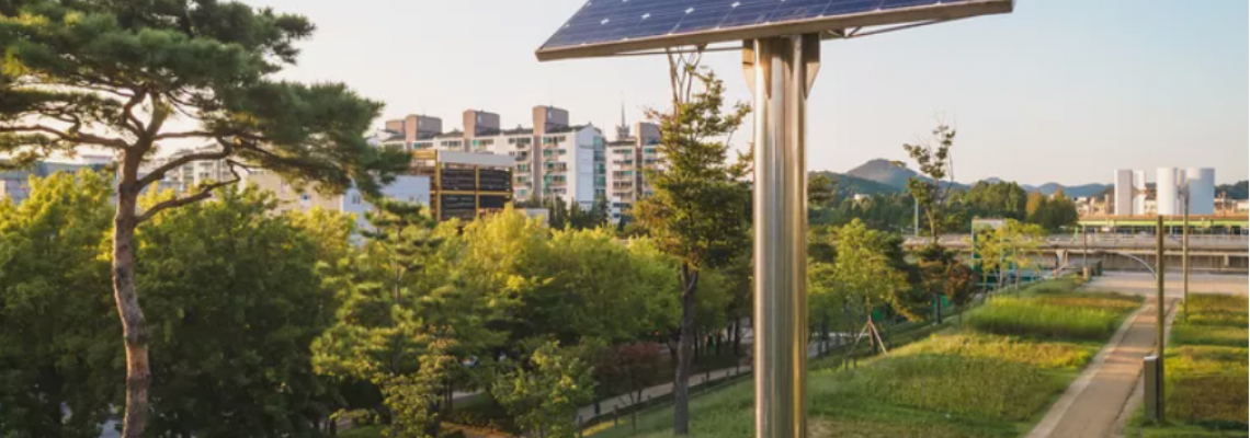 Solar-Powered LED Systems: Off-Grid Horticulture