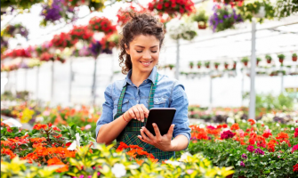Horticulture Meets Tech: Smart LED Solutions for Maximum Yield